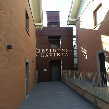 Residenza Lavinia Монфорте-д'Альба